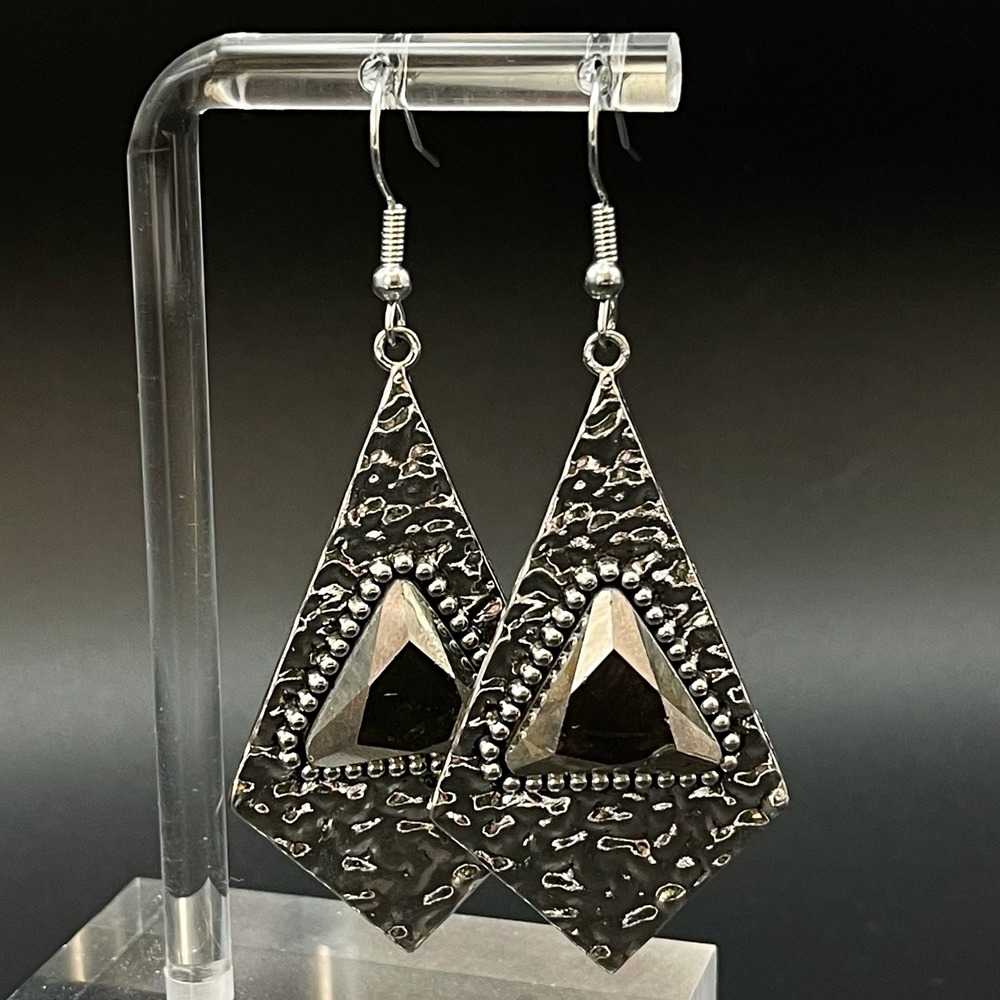 Hammered Geometric Diamond Drop Earrings Silver‎ Tone Brown Stone Boho Western